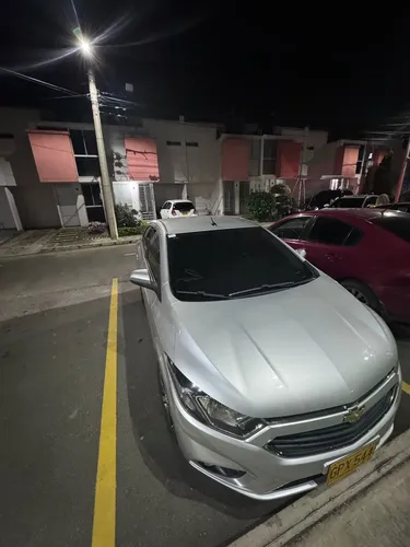 Chevrolet Onix 1.0t Automática