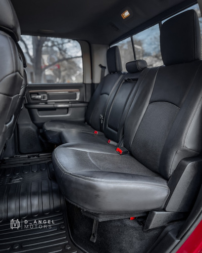 RAM 1500 5.7 Laramie Atx V8
