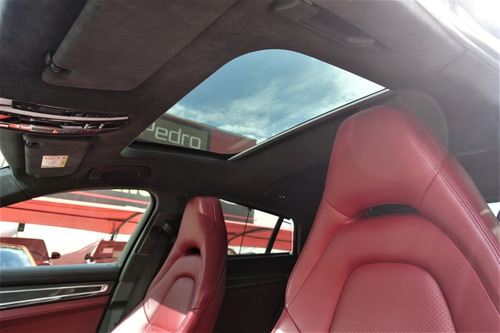 Imagen 12 de 13 de Porsche Panamera Turbo 2018