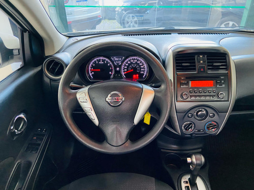 Nissan Versa 1.6 16V FLEX SV 4P XTRONIC