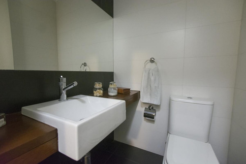 Imagen 13 de 16 de Venta Apartamento 3 Dormitorios Centro ¡piso Alto,a Metros De La Intendencia, Reciclado A Nuevo, Ideal Vivienda U Oficina!