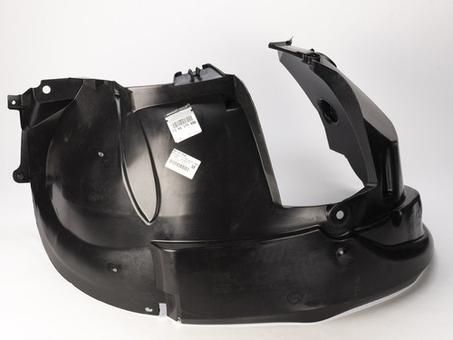 Imagen 2 de 4 de Guardaplast Pasarueda Renault Duster 2.0 Ph2 4x2 Privilege