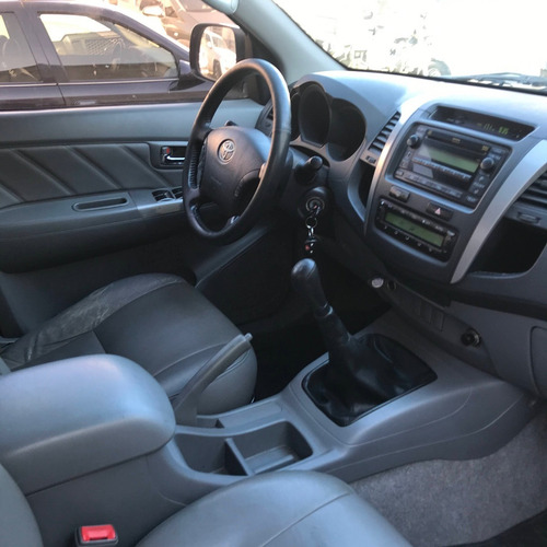 Toyota Hilux Srv 2009