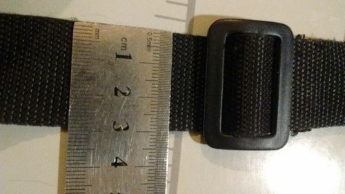 Regulador Pasador Doble De Plástico Negro Para Mochilas