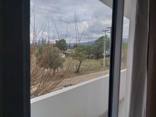 Moderna Casa En 2 Plantas