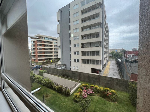 Depto. Arriendo De 1 Dorm. En Condo. Los Conquistadores Iv