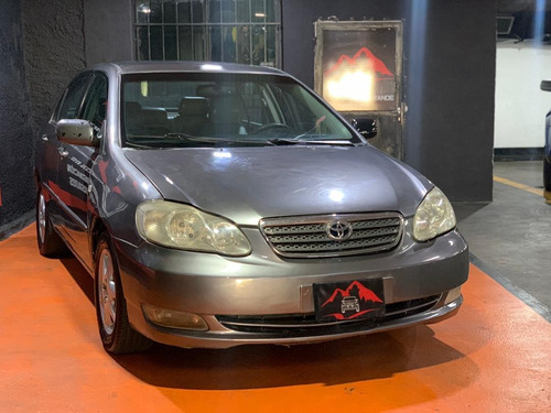 Imagen 3 de 13 de Toyota Corolla Gli