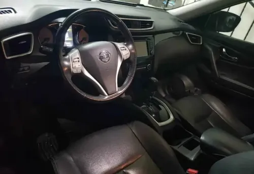 Nissan X-Trail 2.5 Exclusive 3 Row Cvt