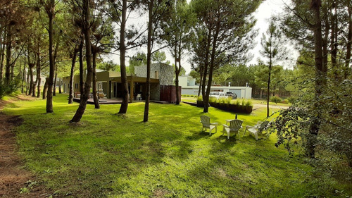 Imagen 6 de 24 de Chalet A 200 Metros De La Costa, Toda En Planta Baja, Calidad Y Excelente Equipamiento.