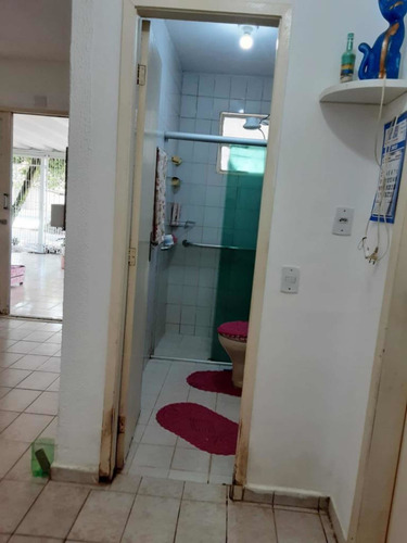 Imagem 18 de 29 de Casa A 10 Min Shopping Flamboyant Com 3 Quartos E 1 Suite