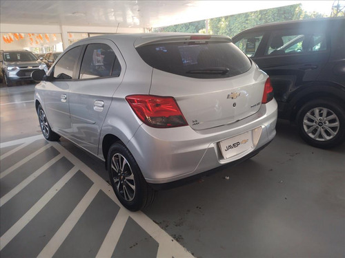 Chevrolet Onix 1.4 MPFI LTZ 8V FLEX 4P MANUAL