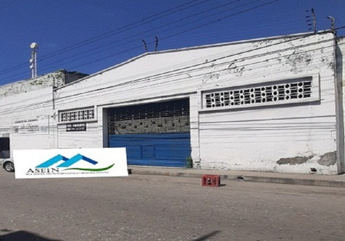 Ado Asein1636 Vende Galpon-almacen En El Centro De Puerto Cabello