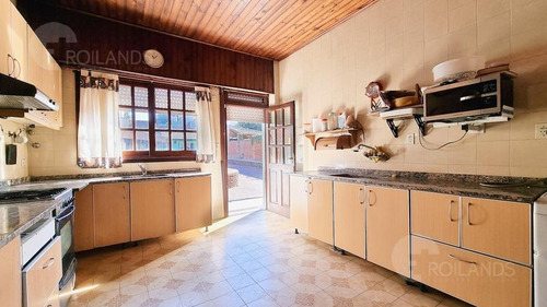 Imagen 12 de 30 de Venta Casa 5 Ambientes Pileta Quincho Parrilla Vicente Lopez Olivos