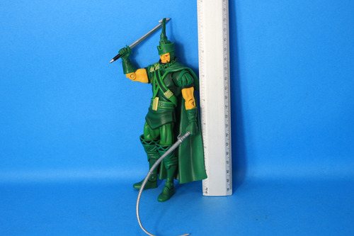 Steppenwolf Dc Universe Classics Figura (Usado)