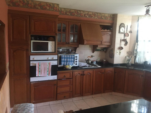 Imagen 5 de 14 de Venta Excelente Casa 5 Ambientes Piscina Parque Cochera Doble Ituzaingo Centro