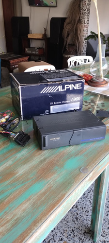 Reproductor De Cds Vintage Alpine En Caja Usado Como Nuevo