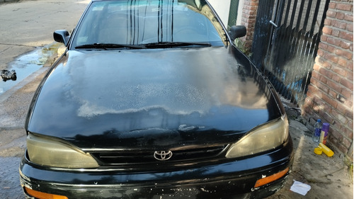 Toyota Camry 2.2 At