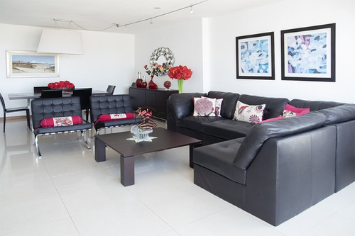 Hermoso Penthouse Con Vista Al Mar.- Ref: 2540