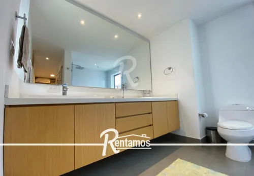 Apartamento En Arriendo En El Poblado. Cod A9658