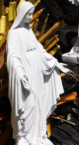 Fonte Imagem Nossa Senhora Das Graças 105cm Mármore C/ Bomba