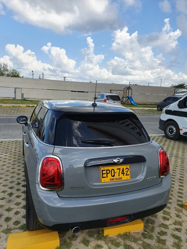 Mini Cooper 2018 Black Street