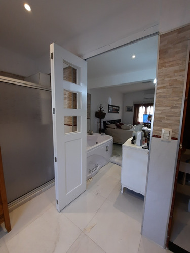 Imagen 4 de 4 de Puerta Plegable En Madera Maciza Fabricada Artesanalmente