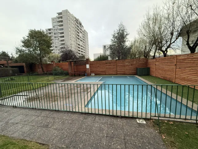 Imagen 2 de 13 de Ñuñoa, Arriendo Amplio Departamento De 3d-2b-1e En 5to Piso