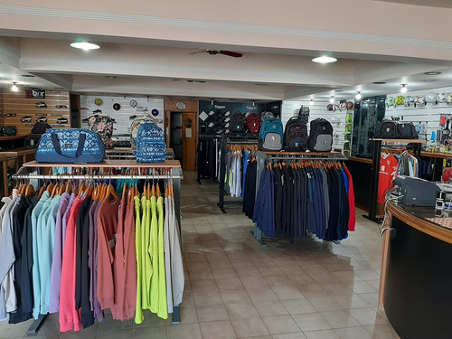 Importante Local En La Ciudad De Capitán Bermúdez