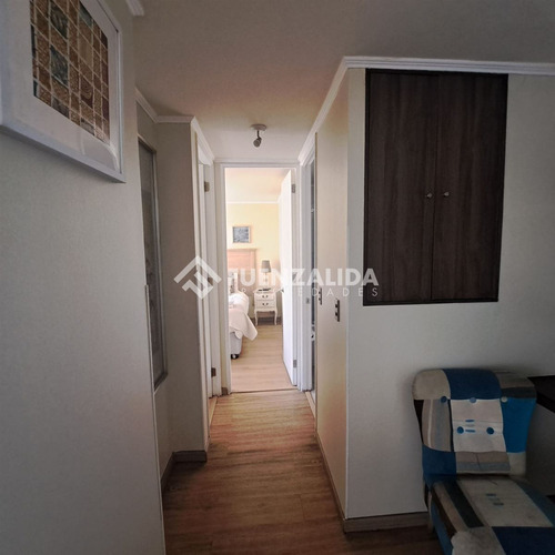 Departamento En Venta De 2 Dorm. En Metro Ecuador