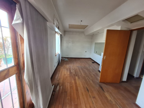 Imagen 15 de 26 de Floresta , Miramar 4200, Casa De 4 Ambientes Para Refaccionar 165 M2 Cub. Fondo Atras