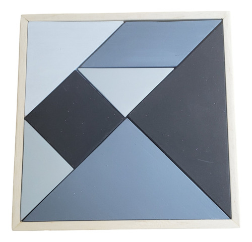 Tangram De Madera Monocromático