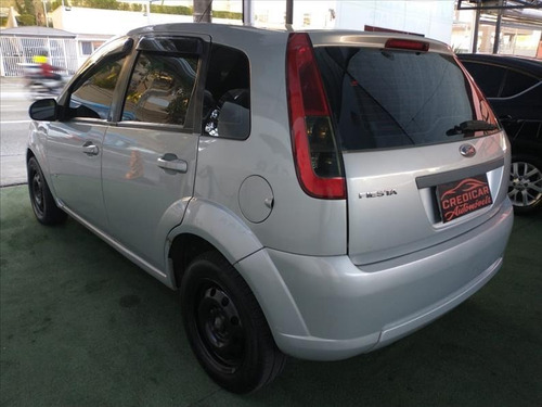 Imagem 6 de 11 de Ford Fiesta 1.0 Rocam Hatch 8v
