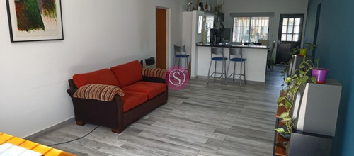 Casa En Venta En De Vicenzo Grande, Del Viso, Pilar