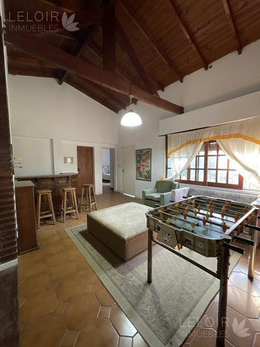Imagen 19 de 30 de Casa En Venta 5 Amb En Parque Leloir
