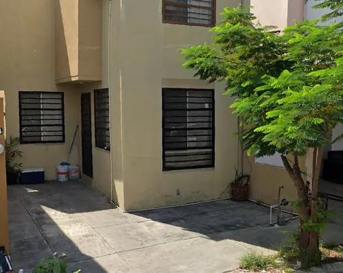 Casa En Venta En Parque Industrial, General Escobedo, N.l. / Recuperacion Bancaria Laab1