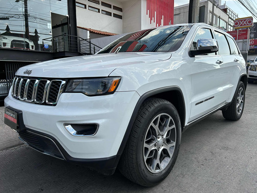 Jeep Grand Cherokee 3.6 Limited Lujo 4x2 Mt