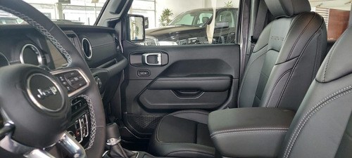 Imagen 7 de 9 de Jeep Gladiator Overland 3.6l At8 Unidad En Stock