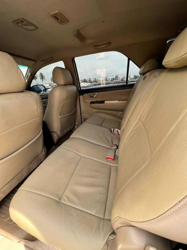 Imagen 5 de 7 de Toyota Fortuner