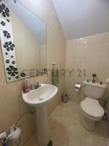 Town House En Yara Yara