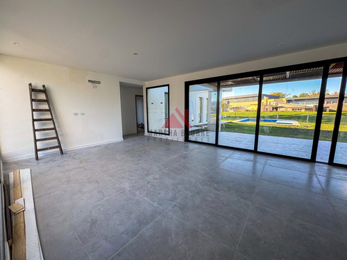 Casa En Venta En Altos De Campo Grande, Pilar, G.b.a. Zona Norte