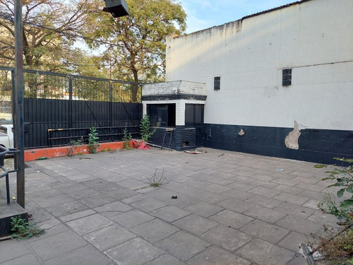 Imagen 5 de 13 de Local Comercial En Alquiler Av Alem 600