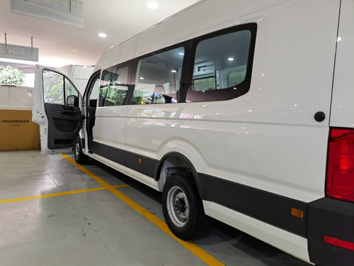 Imagen 5 de 14 de Volkswagen Crafter Pasajeros Automatica Tip, 2021 4.9l.