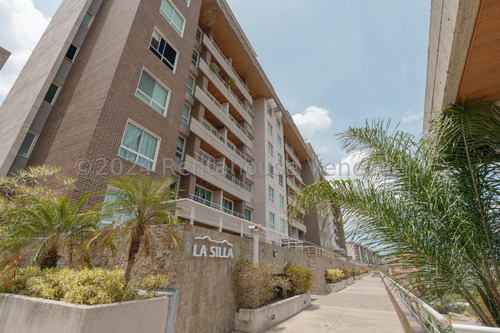 Apartamento En Venta Urb. Escampadero Caracas. 24-21621 Yf