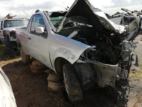 Imagen 3 de 9 de Dodge Ram 700 Por Partes