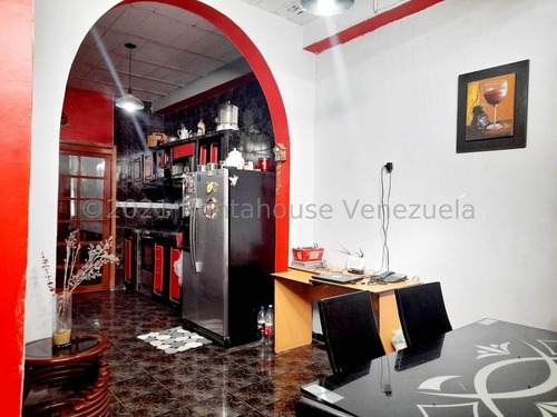 Imagen 1 de 12 de Casa En Venta En Urbanización Independencia 21-27976 04126887776