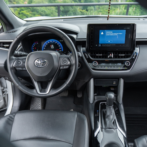 Toyota Corolla Cross Xei