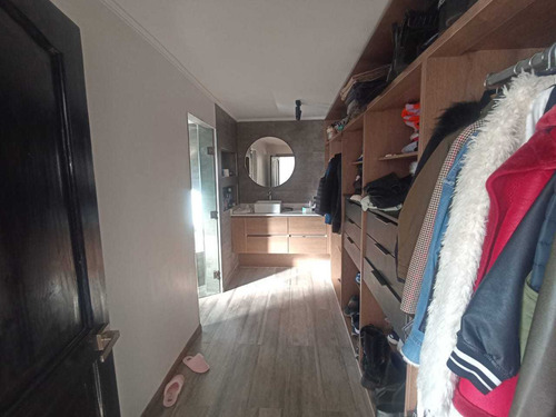 Vende Casa Remodelada En Barrio Ingles (68685)