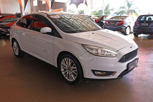 Ford Focus 2.0 Se Fastback 16v