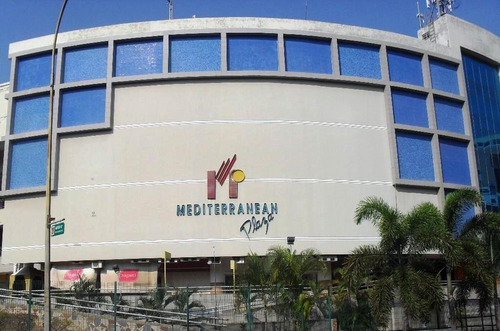 En Venta Local Comercial Ubicada En El Centro Comercial Mediterranean Plaza, Valencia, Estado Carabobo - Venezuela / Emer.