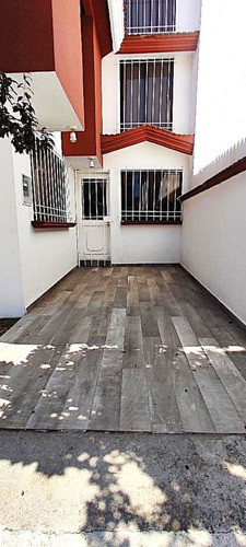 Casa En Venta En San Francisco Coaxusco, Metepec